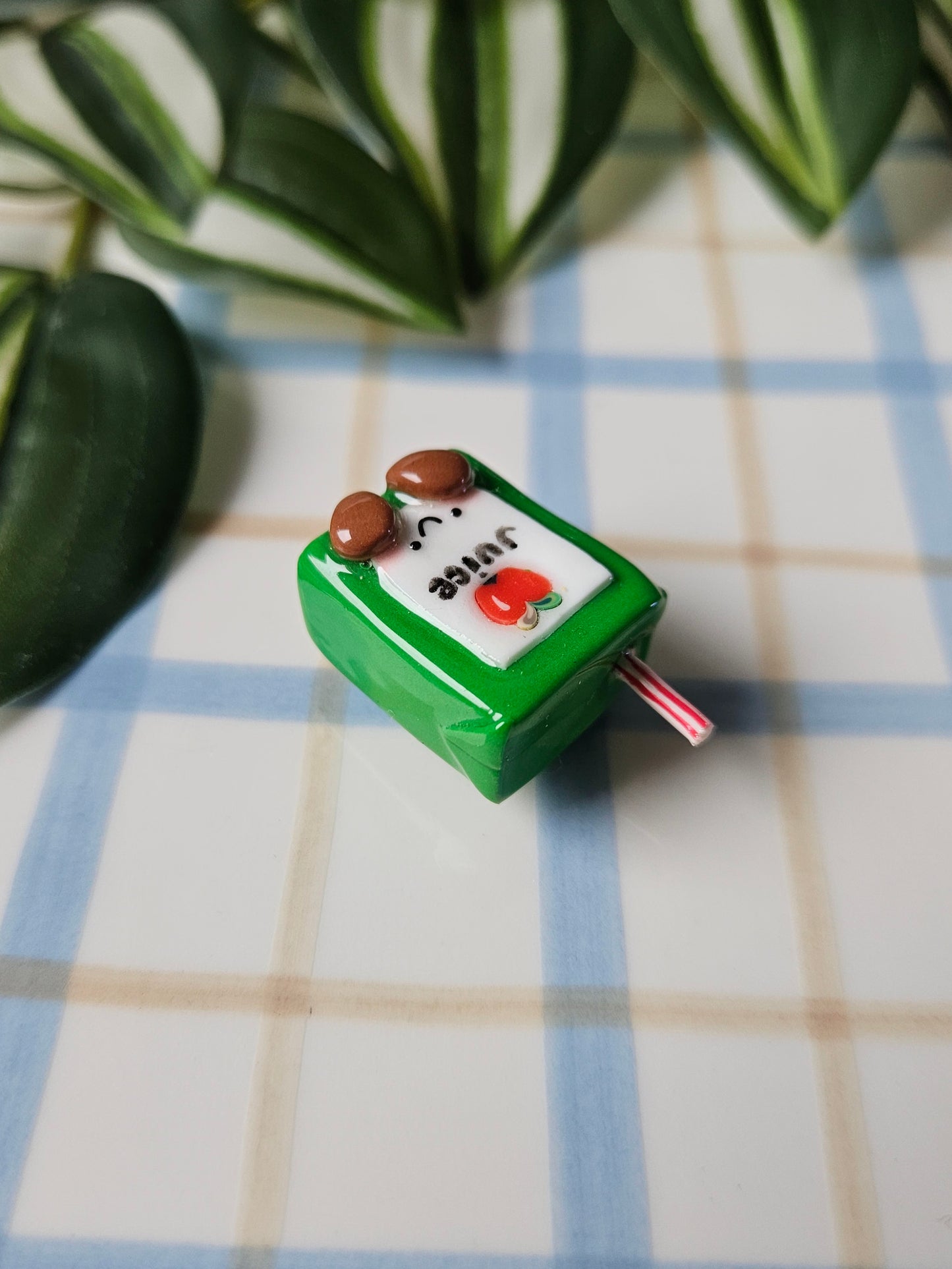 Le magnet Jus de Pomme