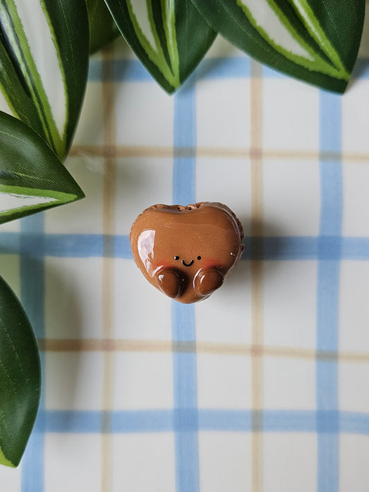 Le magnet Macaron Cœur Chocolat
