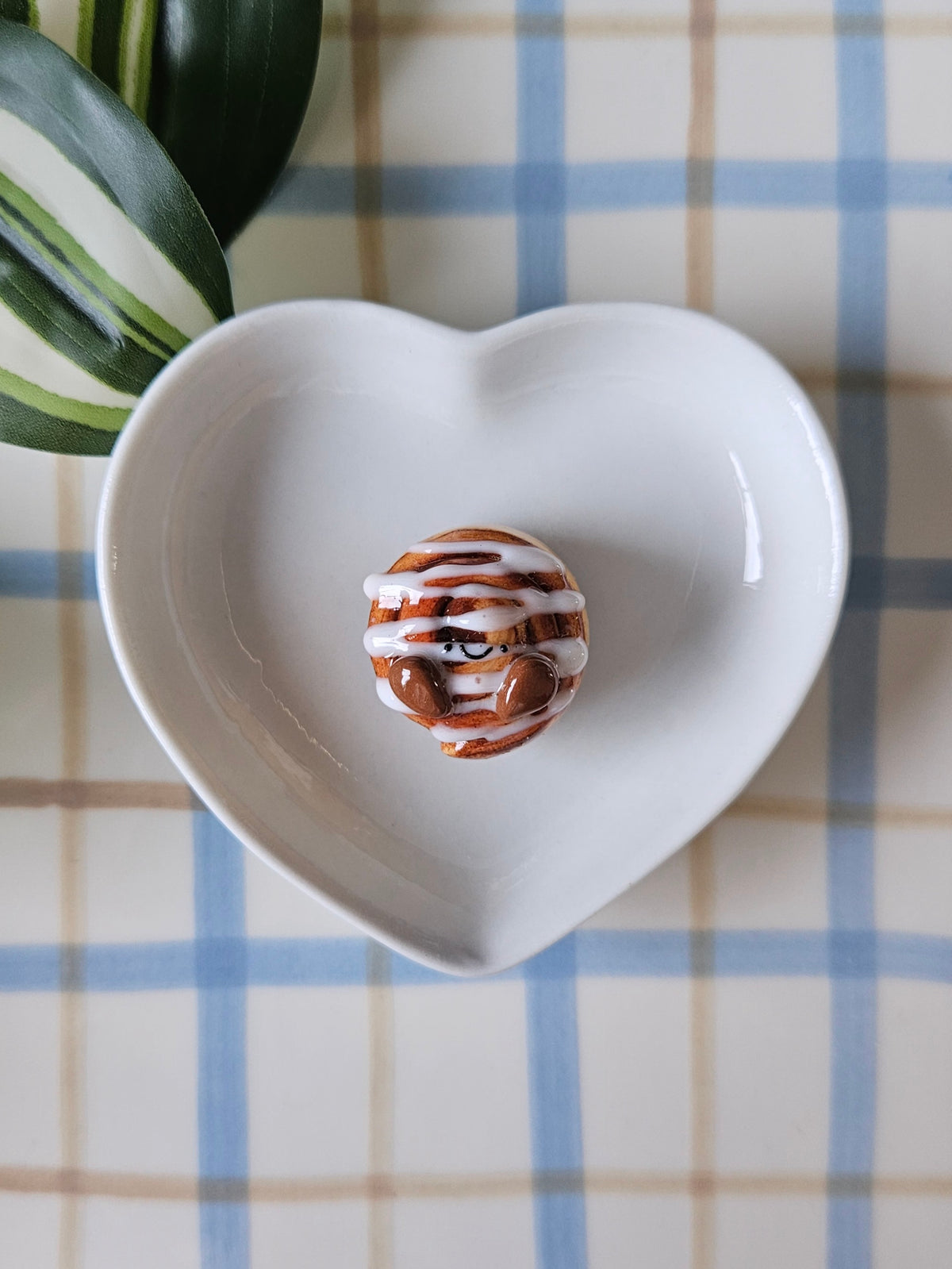 Le magnet Cinnamon Roll